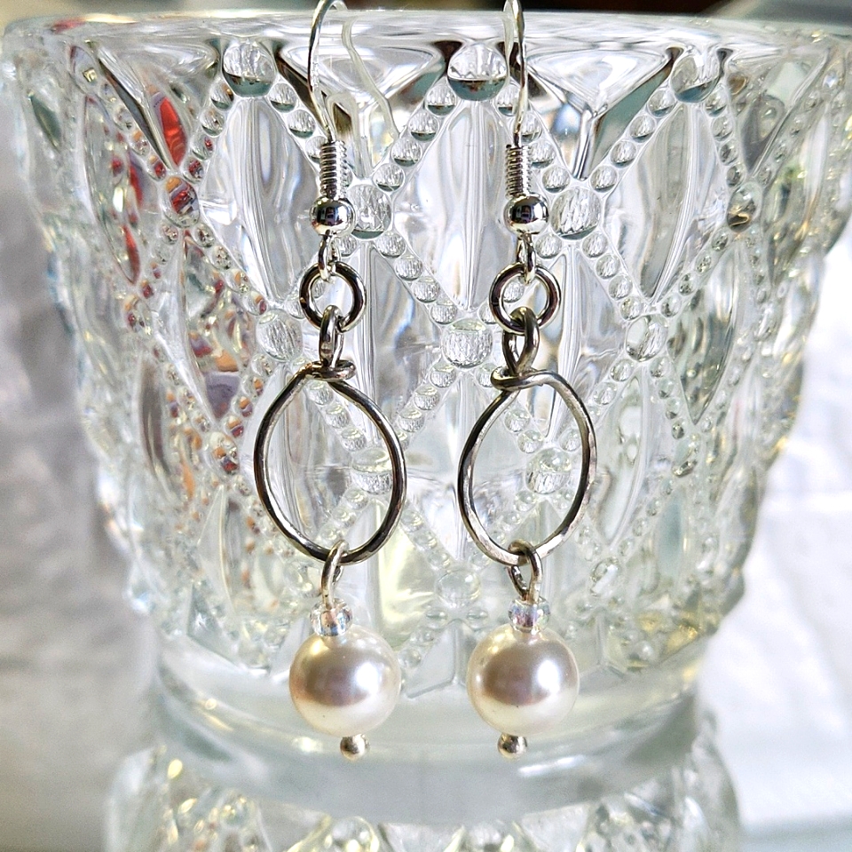 Sterling Silver Pearl Earrings!